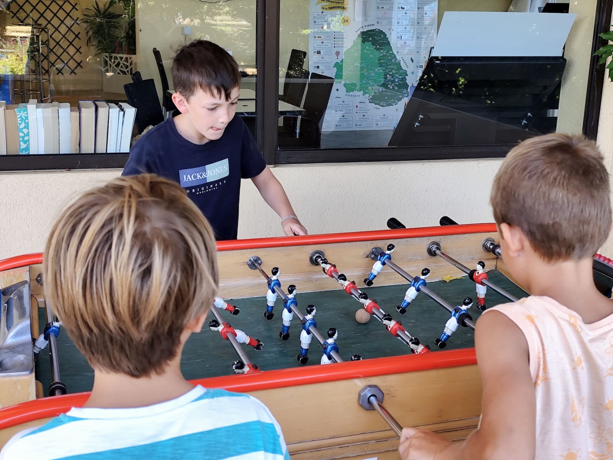 camping le daguet jeu enfants babyfoot