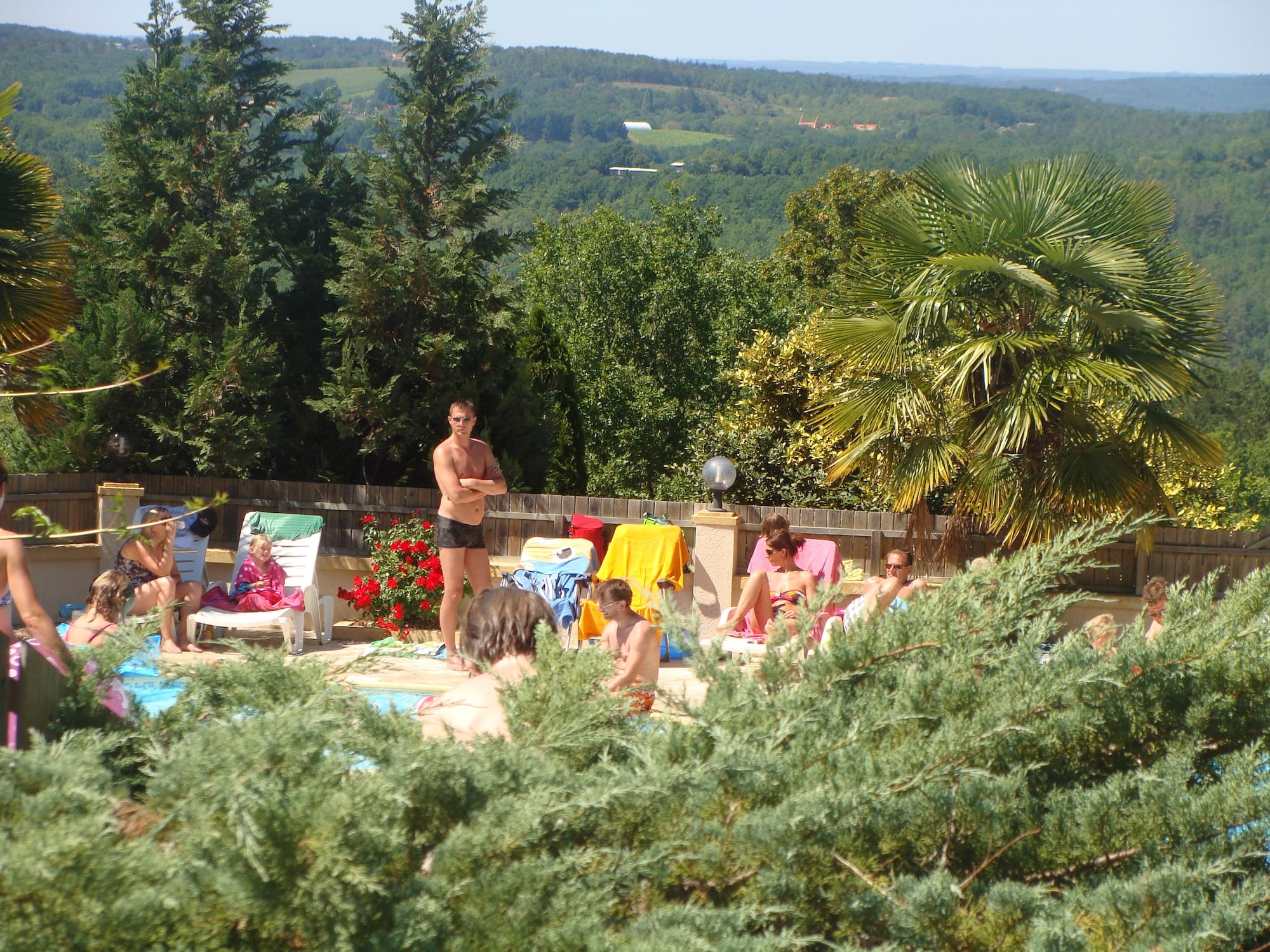 camping le daguet piscine vue dordogne famille
