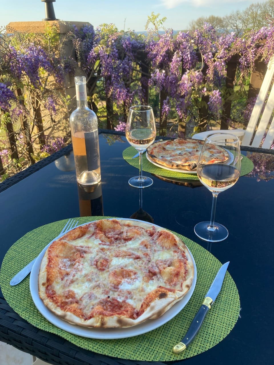 camping le daguet pizzas restaurant couple dordogne